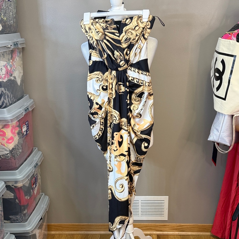 Fashion Nova Elegant Black and Gold Dress